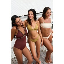 Penti Yeşil Montana Üçgen Fit Dokulu Bikini Üstü