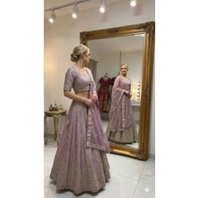 Aashiv's Collection [renk] [kumaş Türü] Işlemeli Hint Lehenga Choli Takımı