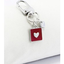 Biuti Kırmızı Mineli Gümüş Renkli Metal Kalp Klipsli Cüzdan Süsü Charm Çanta Süsü Anahtarlık