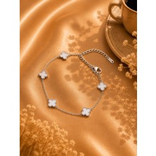 Jammy Jewerly Beyaz Yonca Detaylı Gümüş Renk Kadın Bileklik