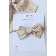 Liliza Accessories Bej Fisto Nakışlı Yenidoğan Bebek Bandı