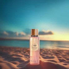 Vuralsin38 Mad Pink Coconut 250 ml Glitter Body Mist – Hindistan Cevizi, Şeftali ve Yasemin Işıltılı Vücut Spreyi