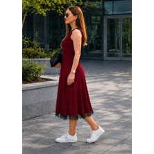 Gacha Kadın Askılı Yuvarlak Yakalı Etek Ucu Dantelli Midi Elbise