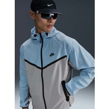 Nike Tech  Windrunner  Erkek Rüzgarlık Geniş Kalıptır 2 Beden  Küçük Alınması  Tavsiye Edilir.