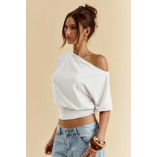 Cool Tarz Omuz Dekolteli Likralı Süprem Kumaş Basic Tişört – Rahat Kesim Şık Kadın Bluz