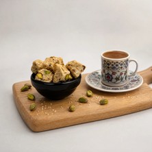 Leblebi Çarşısı Antep Fıstıklı Susamlı Mini Lokum - 750 gr