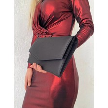 She Poly She Abiye Çanta Siyah Clutch Portföy Deri Malzeme Şık Tasarım Tüm Sezonlar 2023