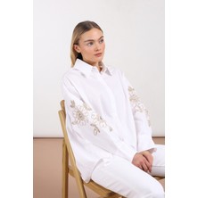 Sempre Kadın Kolları Pul ve Çiçek Süslemeli Uzun Kollu Oversize Gömlek 2832 Beyaz