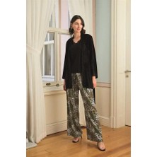 Mor AVM Çiçek Yaprak ve Etnik Desenli Dantelli 3’lü Pijama Takımı