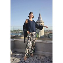 Mor AVM Yaprak Desenli ve Dantelli 3’lü Pijama Takımı