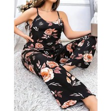 Mor AVM Büyük Beden Siyah Üstüne Çiçek Desenli Ince Askılı 2’li Pijama Takımı