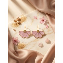 Nuveria Gold Kaplama Yaprak Sakura Pembe Sedefli  Mineli Küpe