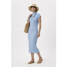 Neden Tekstil Modern Fit Sıfır Kol Yarım Balıkçı Yaka Triko Elbise