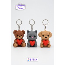 Bytex Store Sevimli Kalp Tutan Hayvanlar Örgü Görünümlü 3'lü Anahtarlık Seti - Kedi, Köpek ve Ayıcık Çanta Süsü Charm