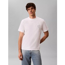 Calvin Klein Erkek Normal Kesim Ck Logo Işlemeli Yuvarlak Yakalı Pamuklu Kısa Kollu Beyaz T-Shirt LV04RG220G-YAF
