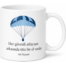 Tupya Gift Paraşüt Katlama Uzmanı Atlayış Güvenliğinin Arka Planı Çay Kupası Hediye