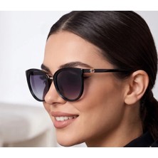 Guess Kadın Güneş Gözlüğü UV400 52-19-140 NT26700294