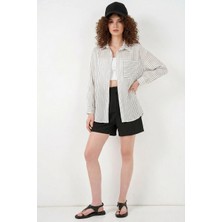 Hanka Kadın Oversize Tek Cepli Çizgili Viskon Beyaz Gömlek
