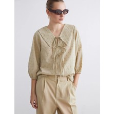 LC Waikiki Lcwaıkıkı Classic Yeşil Bebe Yaka Nakışlı Fiyonklu Bluz