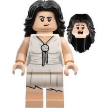 LEGO Indiana Jones: Marion Ravenwood Orjinal Minifigür IAJ050