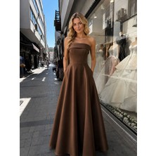 Gökkuşağı Moda Kahverengi Straplez Sırttı Bağcıklı A Kesim Cep Detaylı Uzun Abiye Elbise