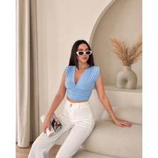 İkales Vatkalı Kolsuz V Yaka Drapeli Crop Bluz Likralı Fit