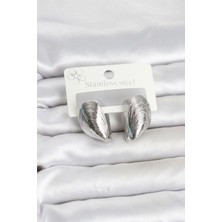 Inure Jewelry 316L Çelik Gümüş Renk Midye Model Kadın Küpe