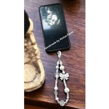 Hb Tasarım Beyaz Fiyonk ve Kalp Figürlü Telefon Charmı Çanta Süsü