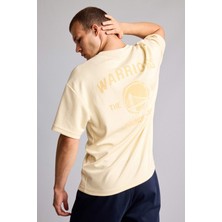 DeFacto NBA Golden State Warriors Lisanslı Relax Fit Kısa Kollu Açık Sarı Tişört H3813AX26HS