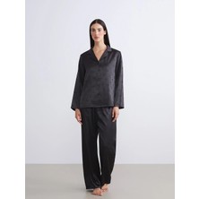 Lcw Dream Siyah Gömlek Yaka Fiyonklu Saten Kadın Pijama Takımı