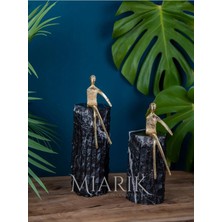 Miarik Design Mermer Üzerinde Oturan Altın Adam Siyah Gold 2li cm