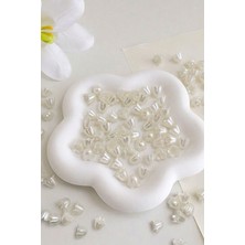 Hobi Dünyası Evim 40 Adet Beyaz Sedefli Yaprak Çiçek Boncuk 12 mm Gelin Tacı Aksesuar Küpe Örgü Süsleme Takı Armcuff Tespih Başlığı Halhal Boncuğu Lale, Çan, Müge Çiçeği Boncuğu