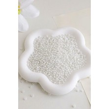 Hobi Dünyası Evim 50 Gram Kum Boncuk 2 mm Janjanlı Bileklik Takı Toka Çanta Küpe Kolye Abiye Kıyafet Dekorasyon Boncuğu - Beyaz