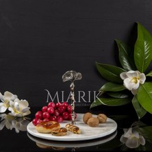 Miarik Design Dekoratif Tek Katlı Sunumluk Doğal Beyaz Mermer Kurabiyelik & Pastalık