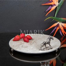 Miarik Design Dekoratıf Bej Mermer Yuvarlak Sunum Tabağı Tepsisi Aksesuarlı ve Top Ayaklı