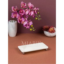 Miarik Design Dekoratif Beyaz Mermer Dikdörtgen Gümüş Top Ayaklı Sunum Tepsısı Servis Tabağı