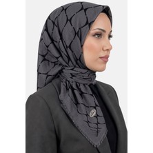 Hadiora Kadın Gri Geometrik Desenli Flamlı Dimi Eşarp