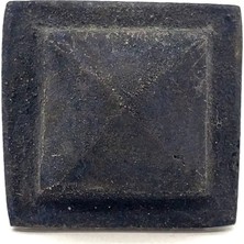 Antika Tarz Dekoratif Pirinç Flanşlı Piramit Kabara - 29 Mm, Oksit
