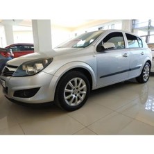 Tuning Vadisi Ford Focus Yan Kapı Çıtası Kapı Koruma Plastiği Mat Siyah 2010-2015 Arası