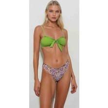 Freya Fiyonk Detaylı Çiçek Desenli Bikini Takımı