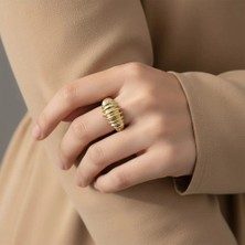 Xuping Jewelry Stil Incisi/xupıng Jewelry Şerit Detaylı Yüzük