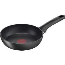 Tefal Titanyum Kaplama 24 cm Tava - Yapışmaz Taban, Premium Pişirme