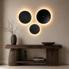 Noldecoration African Siyah Mat Elektrostatik Boyalı Dövülmüş Metal, Arkadan Şarjlı LED Aydınlatmalı, Ortaları Yarı Değerli Taş Detaylı, Kenarı Beyaz Elişi Örgülü 3'lü Duvar Tabağı Seti