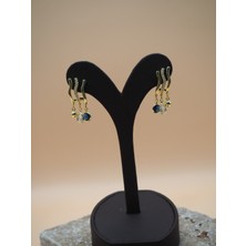 Stelle Jewelry Paslanmaz Çelik Dalga Tasarım Lacivert ve Beyaz Taşlı Sallantılı Küpe