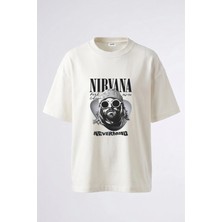 Anetos Kurt Cobain_1 Tasarım Sırt Baskılı Pamuk Beyaz Oversize T-Shirt