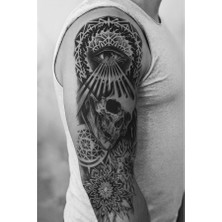 Zurafa Shop Göz ve Kuru Kafa Figürlü 12 Saat Sonra Kararan Geçici Kol Dövme Tattoo