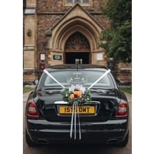 Lora Wedding Gelin Arabası Cam Yazısı İsme Özel 38cm Beyaz | Çiçek Desenli, “Our Wedding Day” ve İsimleriniz Yazılı Düğün, Nikah, Nişan İçin Araba Cam Yazısı Sticker, Folyo, Vinil