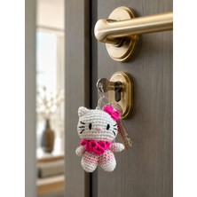 Talin Handmade El Yapımı Amigurumi Kedi Anahtarlık – Pembe Detaylı Örgü Çanta Süsü