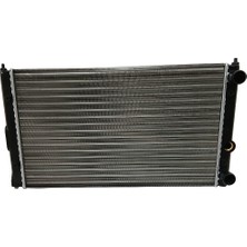 MGA Su Radyatörü Vw Polo 1.4 1,6 95-01 Caddy 95-04 Cordoba 93-02 6K0121253P