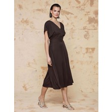Unique Sırtı Dekolteli V Yaka Uzun Elbise
